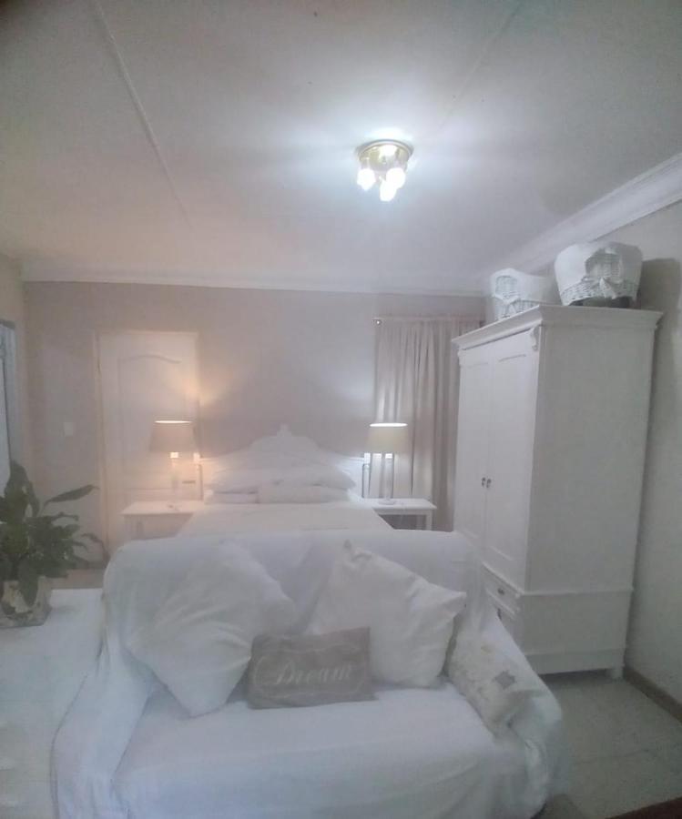 Amethyst Suites 스프링스 외부 사진